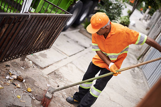 Best Furniture Removal  in Frankfort, OH